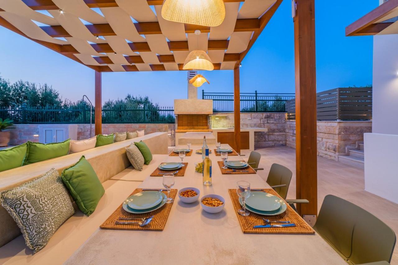 Estella Villa With Pool, Children Area, Bbq & Magnificent Views! Astérion エクステリア 写真