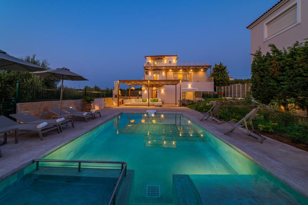Estella Villa With Pool, Children Area, Bbq & Magnificent Views! Astérion エクステリア 写真