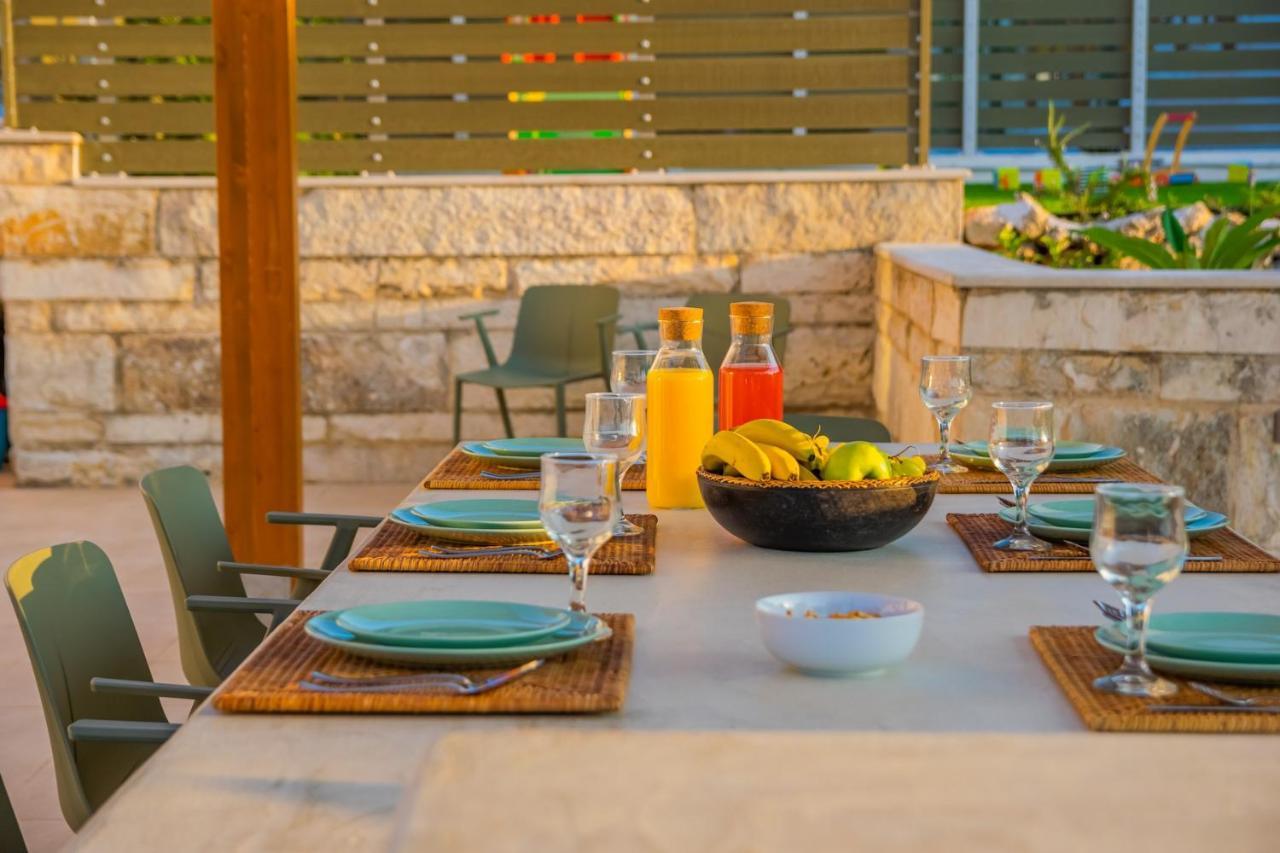 Estella Villa With Pool, Children Area, Bbq & Magnificent Views! Astérion エクステリア 写真