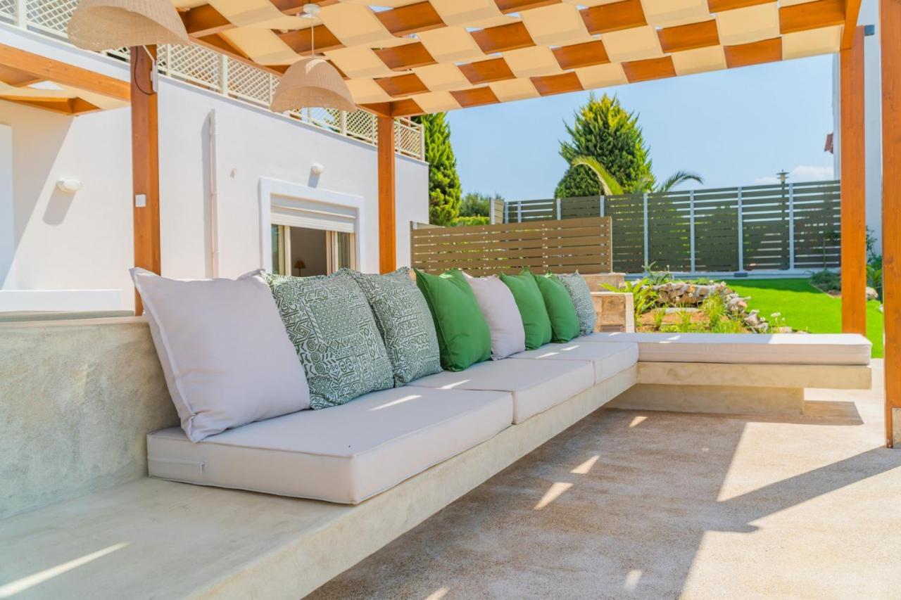Estella Villa With Pool, Children Area, Bbq & Magnificent Views! Astérion エクステリア 写真